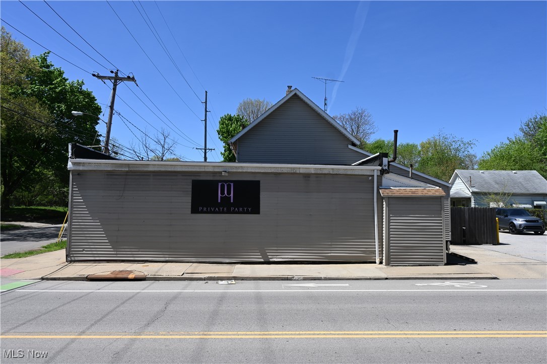 Hall & Smith - Commercial Sale