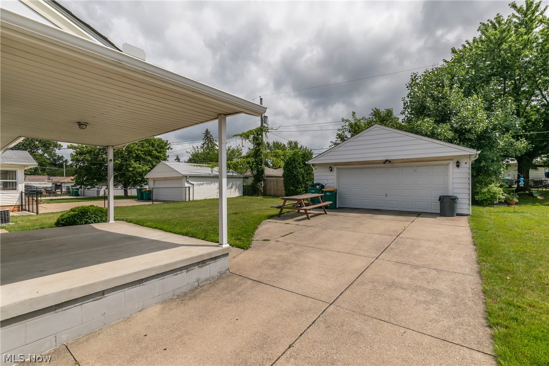 Seven Hills Prop Inc 02 - Residential