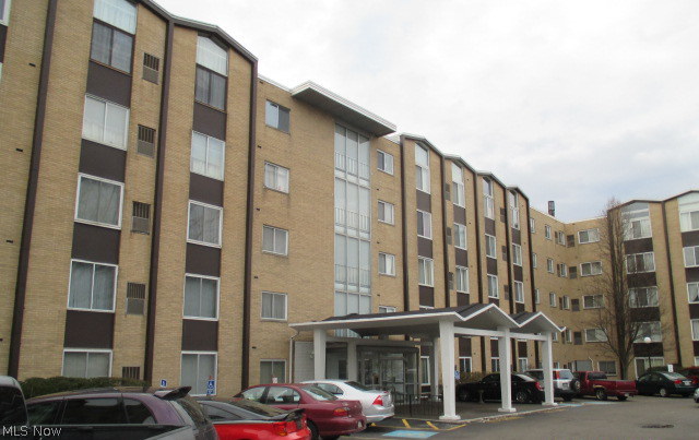 Kings Path Condo - Residential