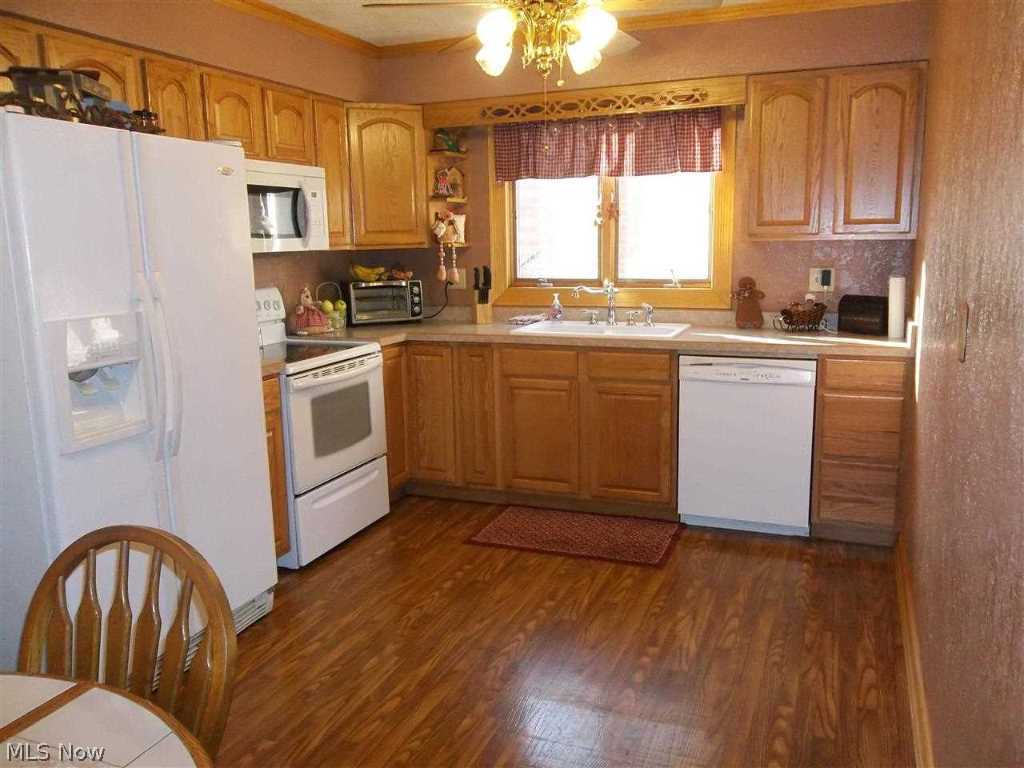 BEVERLY HILLS - Residential