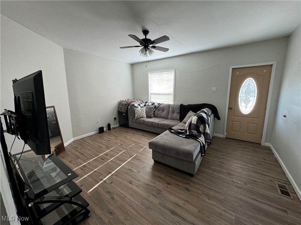 1415 Campbell Avenue, Cambridge, Ohio image 4
