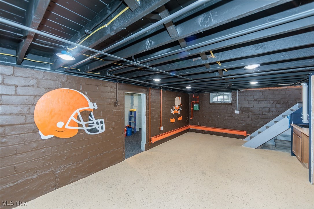 3019 Clague Road, North Olmsted, Ohio image 33