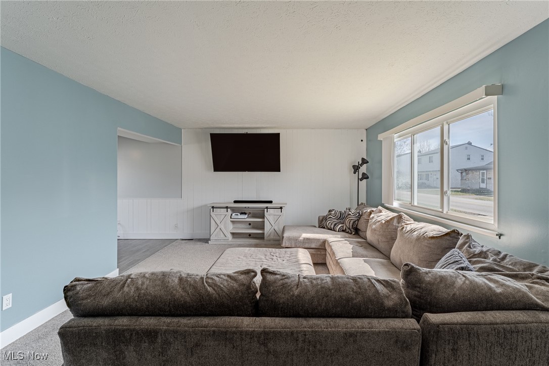 159 Parkway Drive, Eastlake, Ohio image 3