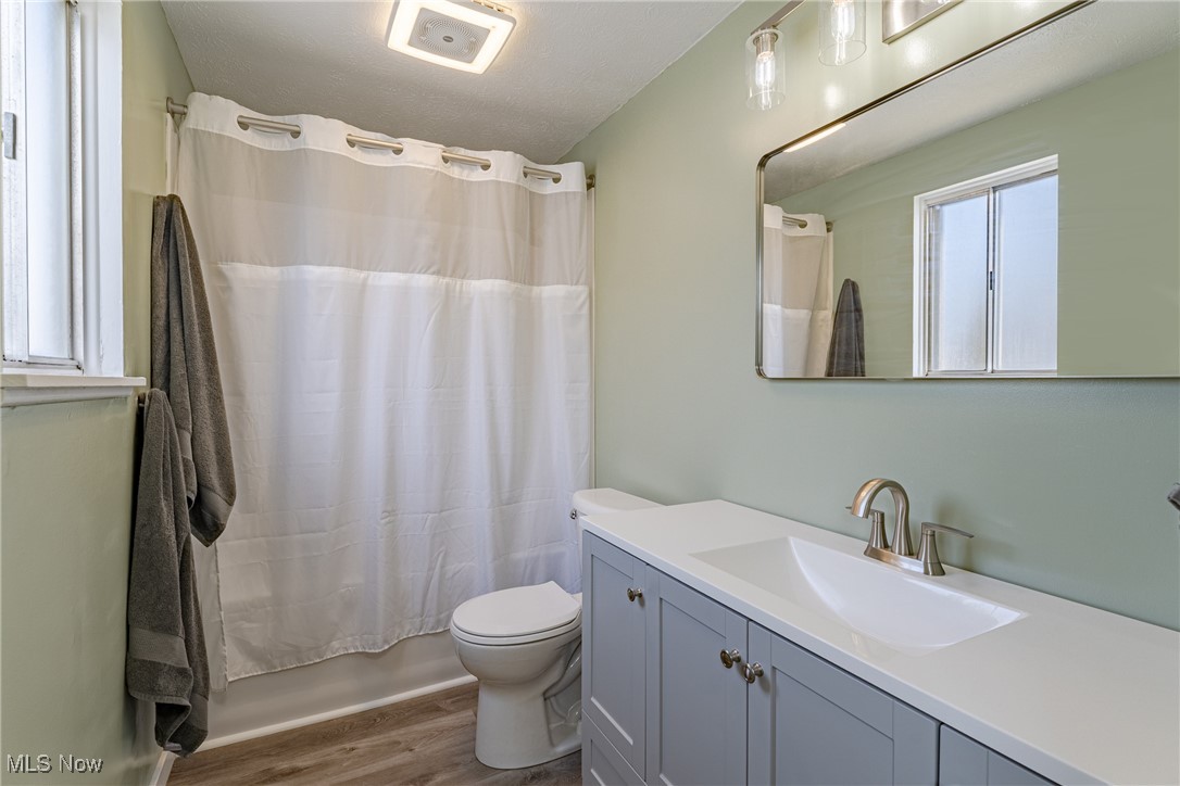 159 Parkway Drive, Eastlake, Ohio image 18
