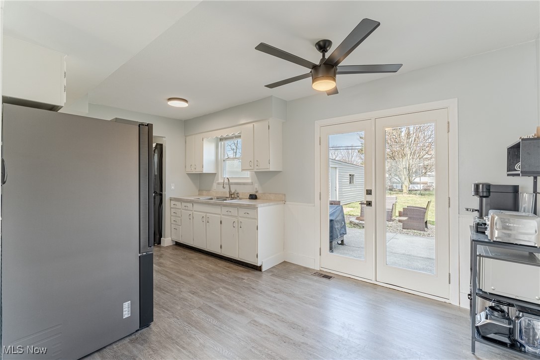 159 Parkway Drive, Eastlake, Ohio image 6