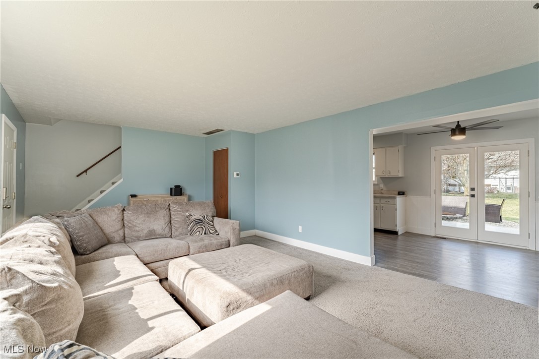 159 Parkway Drive, Eastlake, Ohio image 5