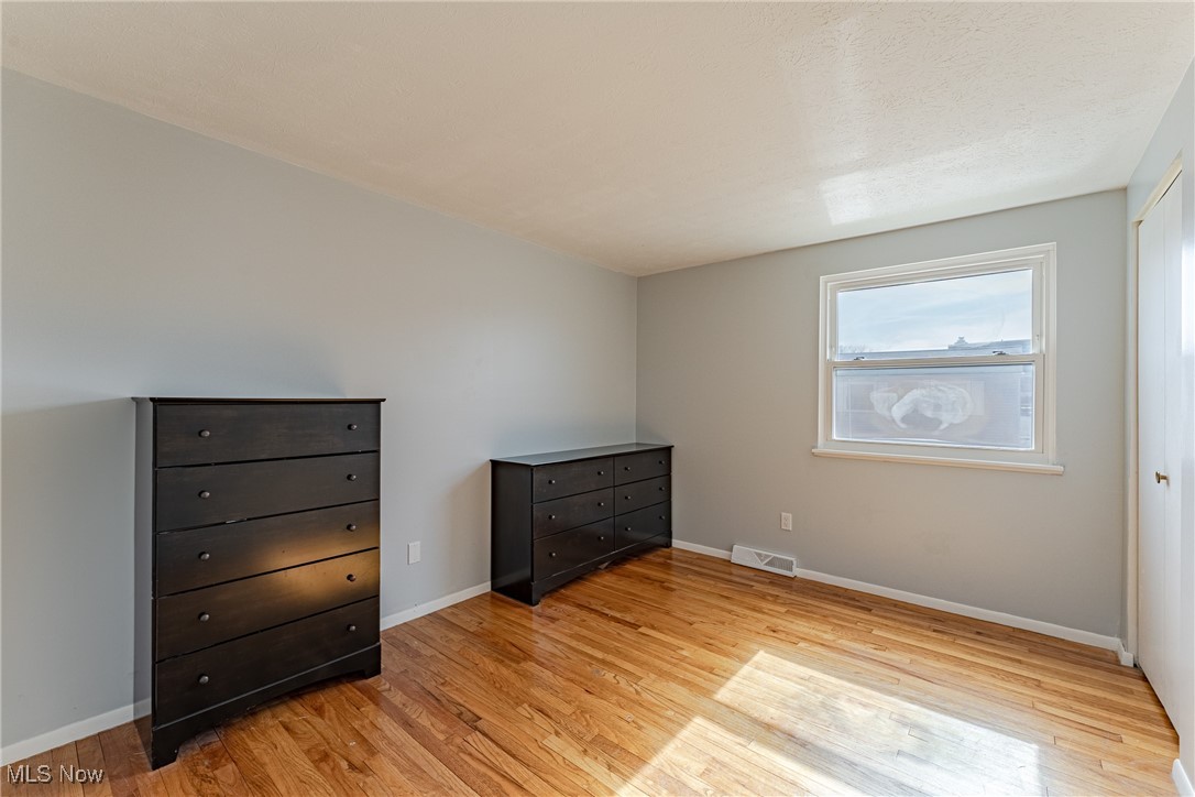 159 Parkway Drive, Eastlake, Ohio image 14