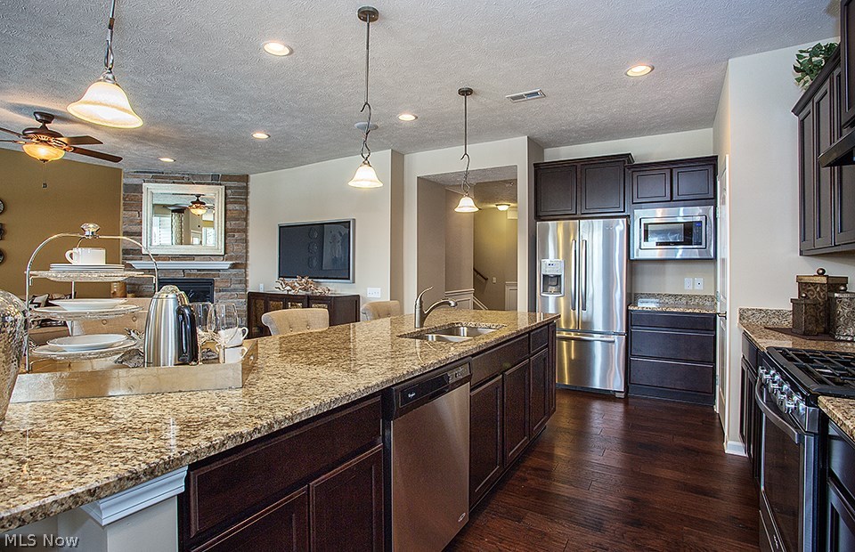 Pioneer Ridge by Del Webb - Residential