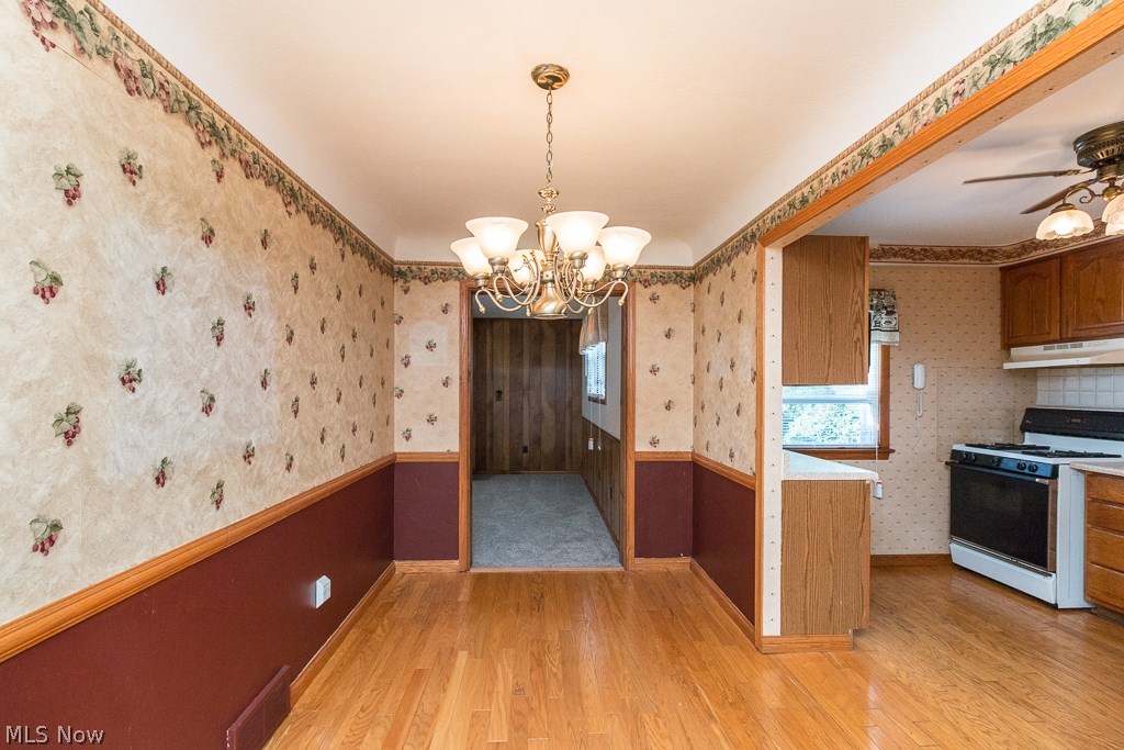 H A Stahl Props Cos Ridgewood - Residential