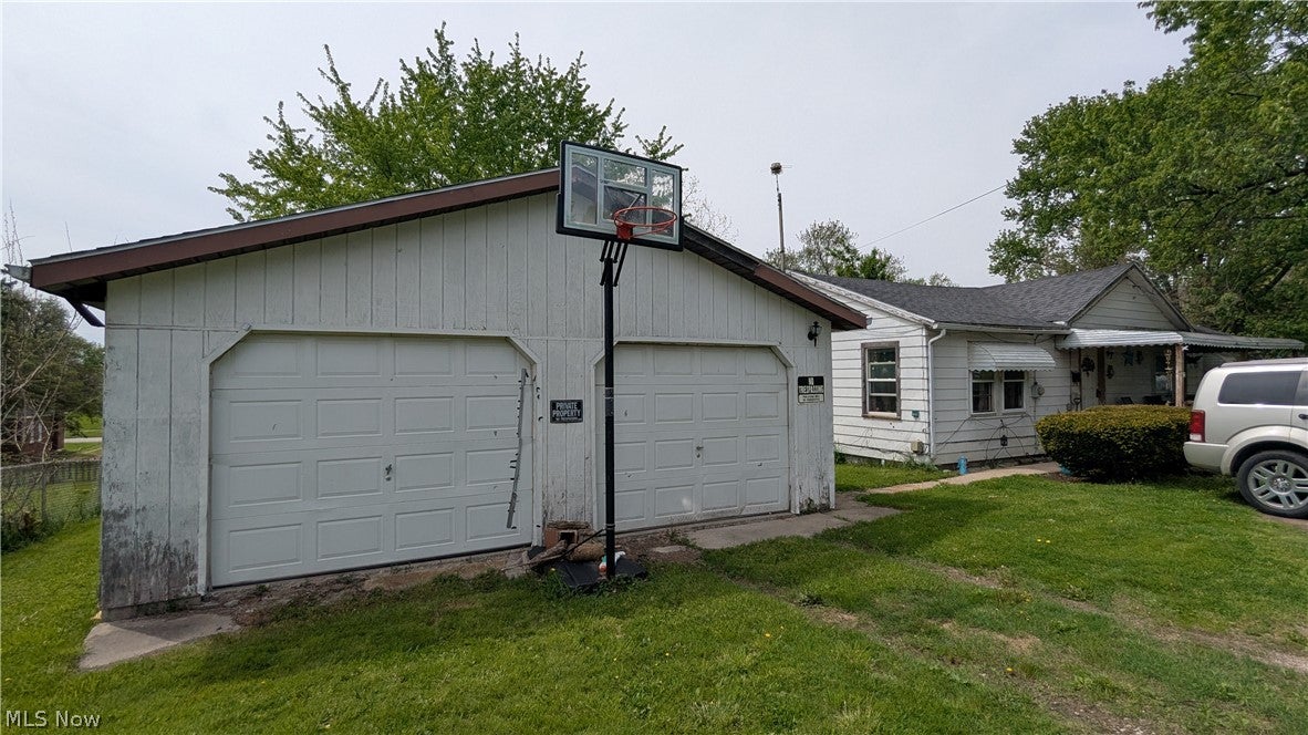 473 Van Buren Street