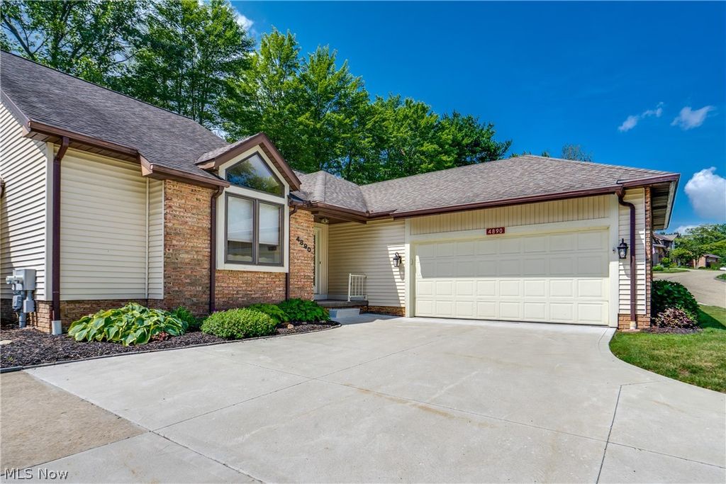 Photo of 4890 Belden Park Drive NW, North Canton, OH 44720 (MLS # 5223849)