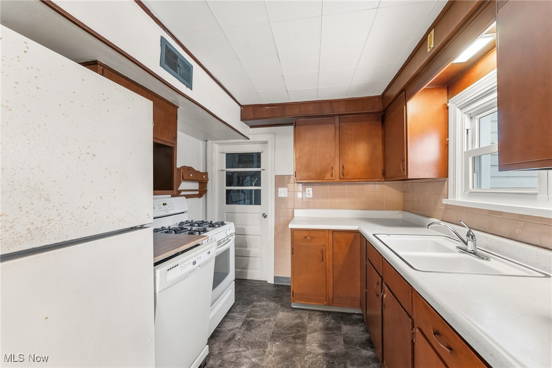 Elm Homesteads - Residential