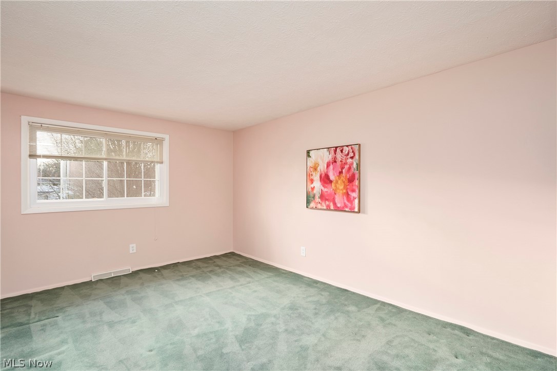 Cadillac Land Cos Huntington - Residential