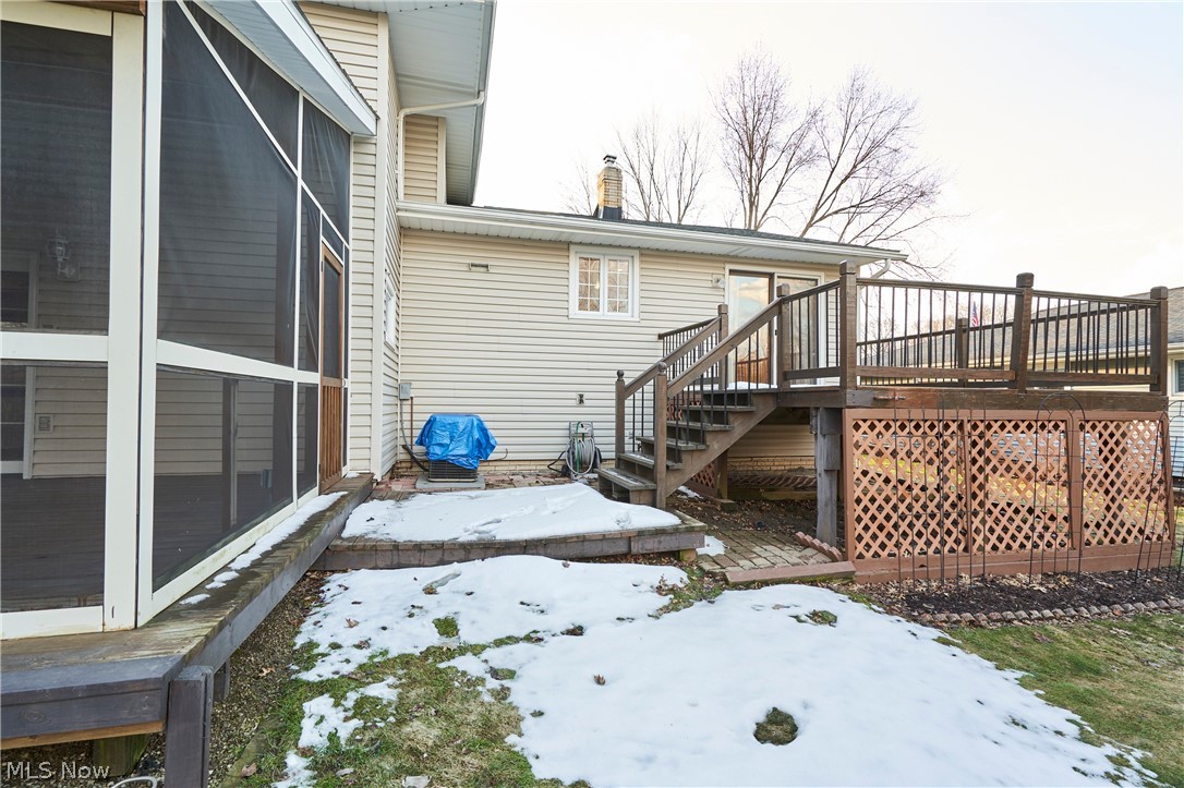 Cadillac Land Cos Huntington - Residential