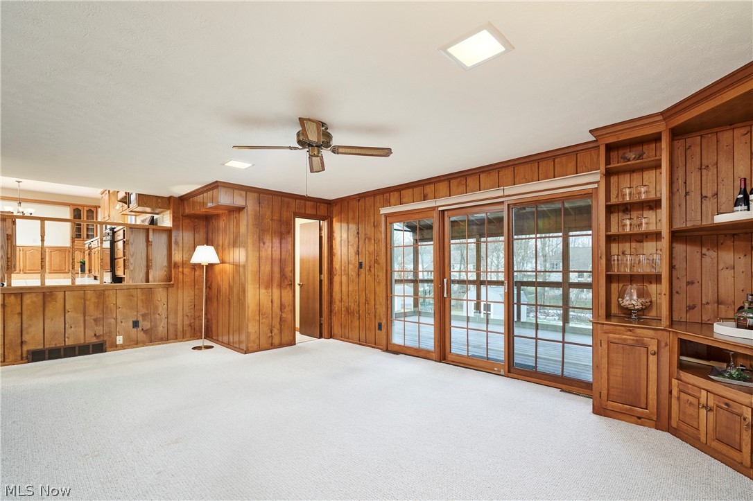 Cadillac Land Cos Huntington - Residential