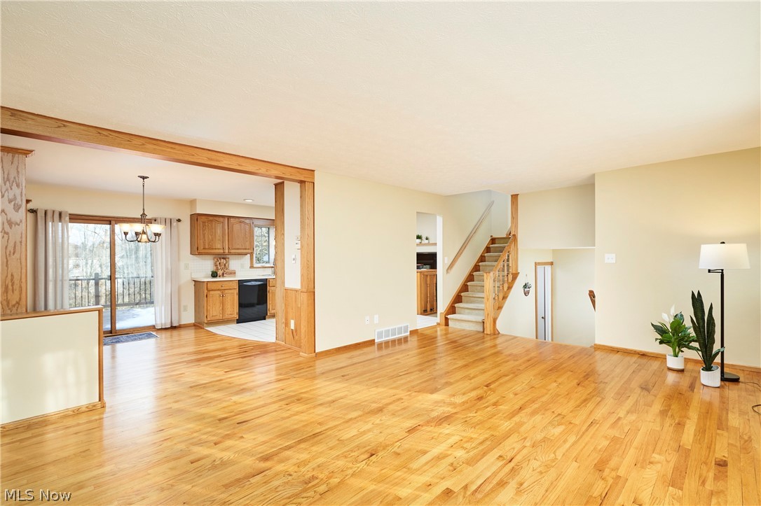 Cadillac Land Cos Huntington - Residential