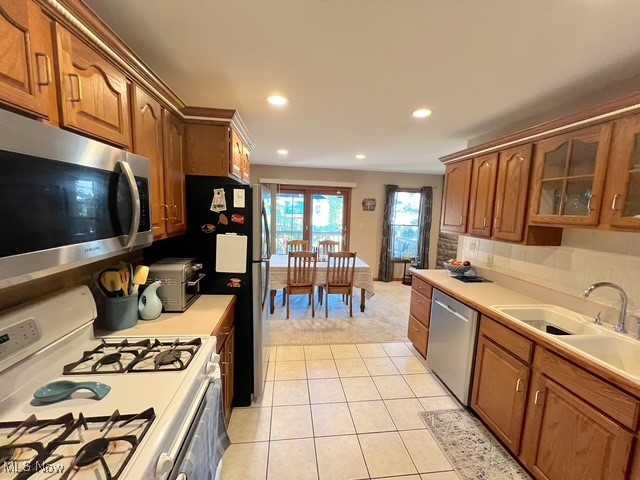 Whispering Pines Condos - Residential