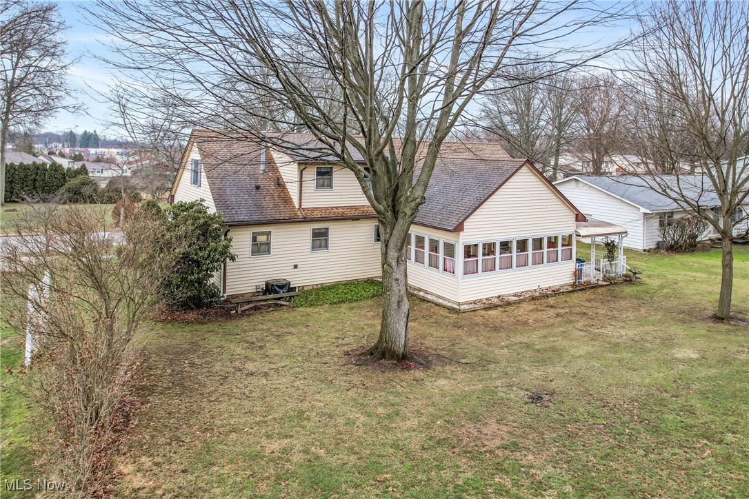 2211 Tanglewood Drive, Salem, Ohio image 7