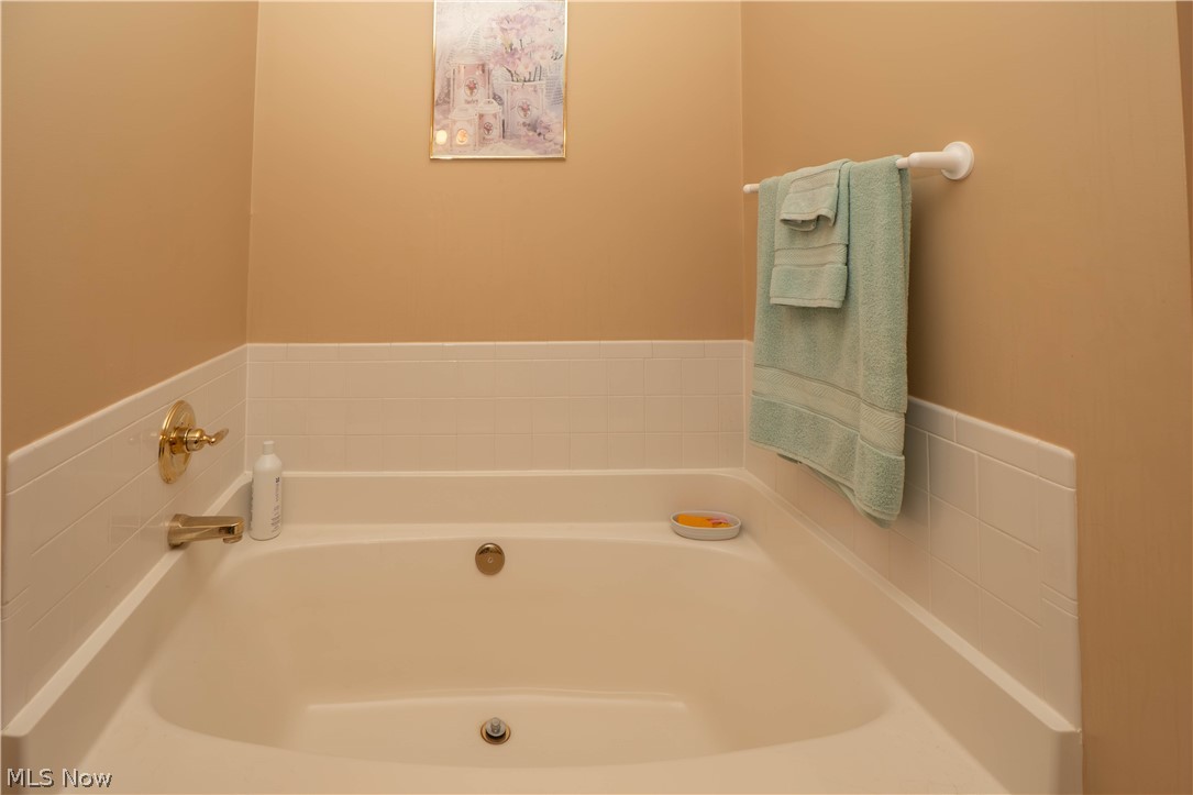 Burnham Hills 01 - Residential