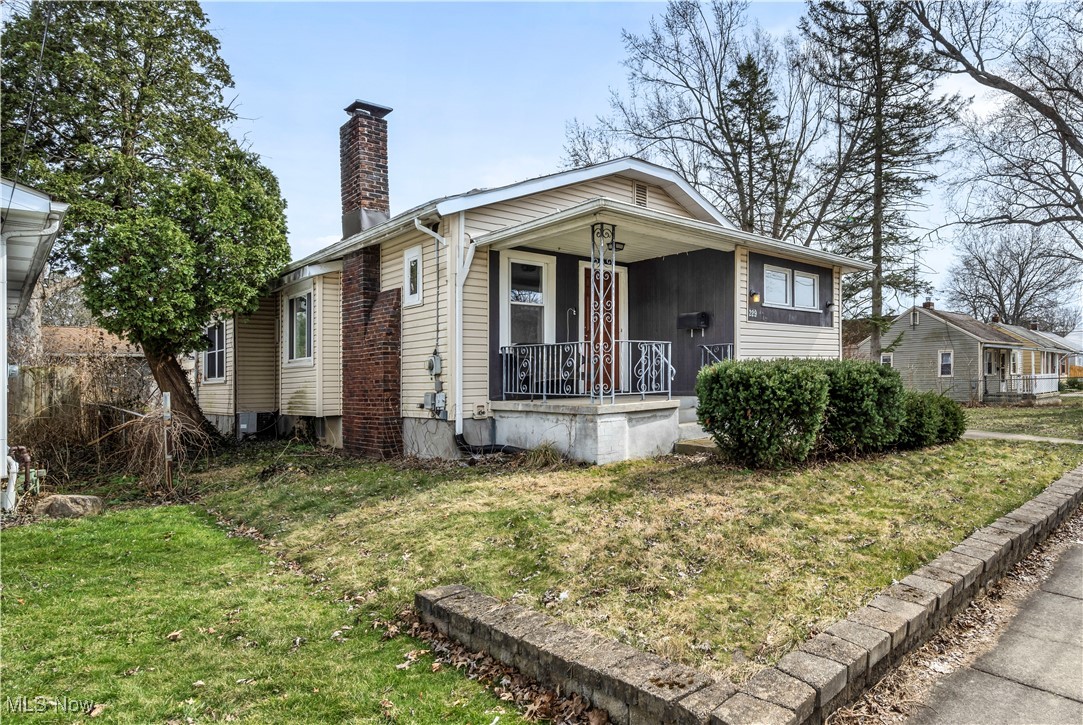 229 Prairie Drive, Akron, Ohio image 2