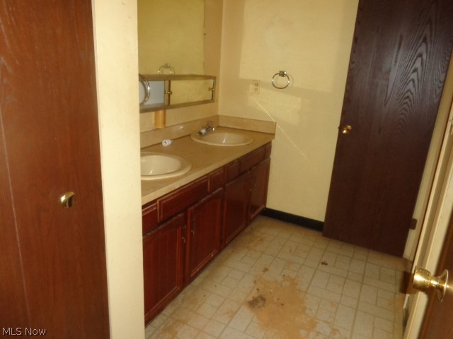 Richmond Place Condo - Residential