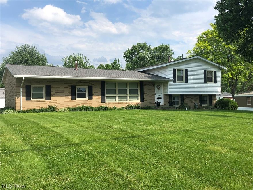Nice brick & vinyl split level home w/ 1,188 sq ft. Main level features fully applianced kitchen that opens to dining area & living room. Upstairs has 3 nicely sized bedrooms & full bath. Lower level has spacious family room w/ gas stove that leads to a relaxing covered patio. Laundry room w/ washer & dryer, gas FA furnace, central air & breaker electric. Attached 2 car heated garage. Large fenced in backyard & storage shed. Many updates including roof (2016), attic insulation (2010), bath fitter tub (2016), furnace & air conditioning (2008), water softener system (2008), well pump (2014), well tank (2006). Home has had the mechanical updates and is ready for your updating and personal touch. Well & sewer. Parcel #53-00060-000. Half year taxes $511.70. Great opportunity to own a quality home.