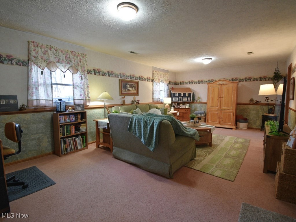 2665 Larchview Drive, Perry, Ohio image 21