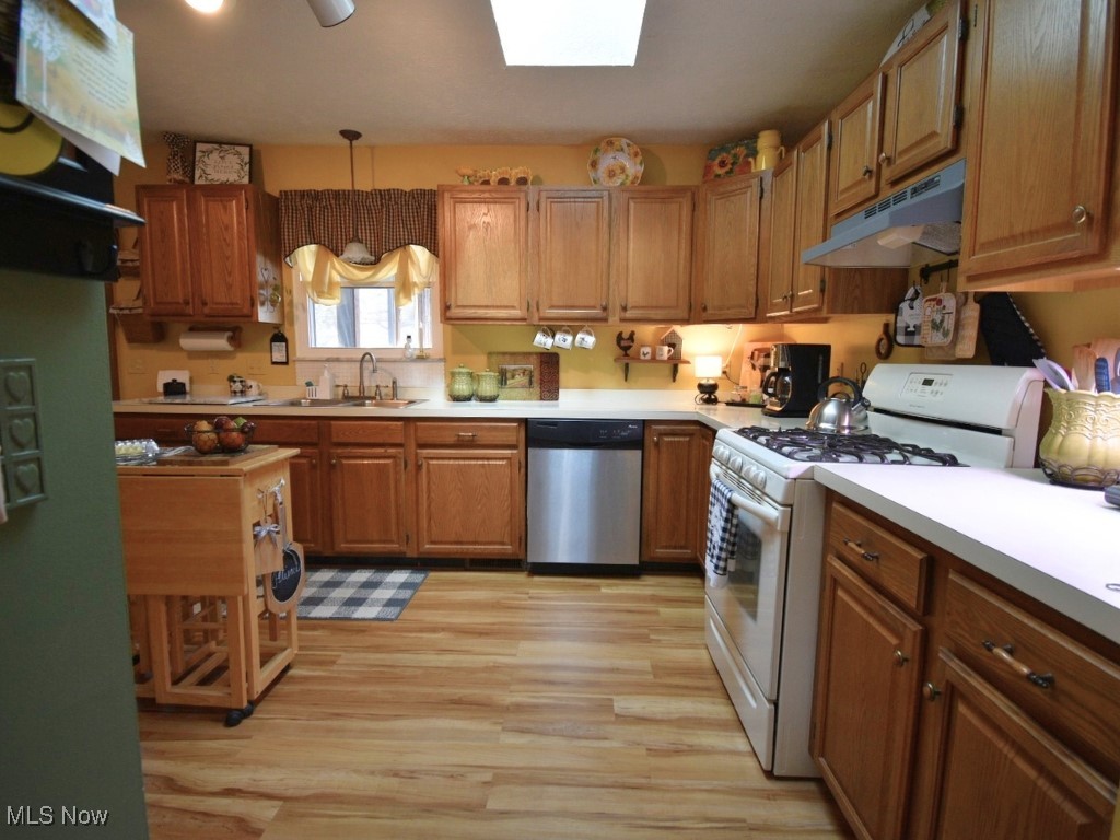 2665 Larchview Drive, Perry, Ohio image 18