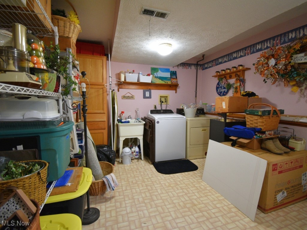 2665 Larchview Drive, Perry, Ohio image 32