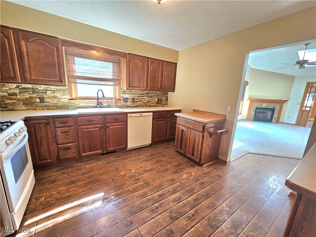 303 Golf Drive, Cortland, Ohio image 15