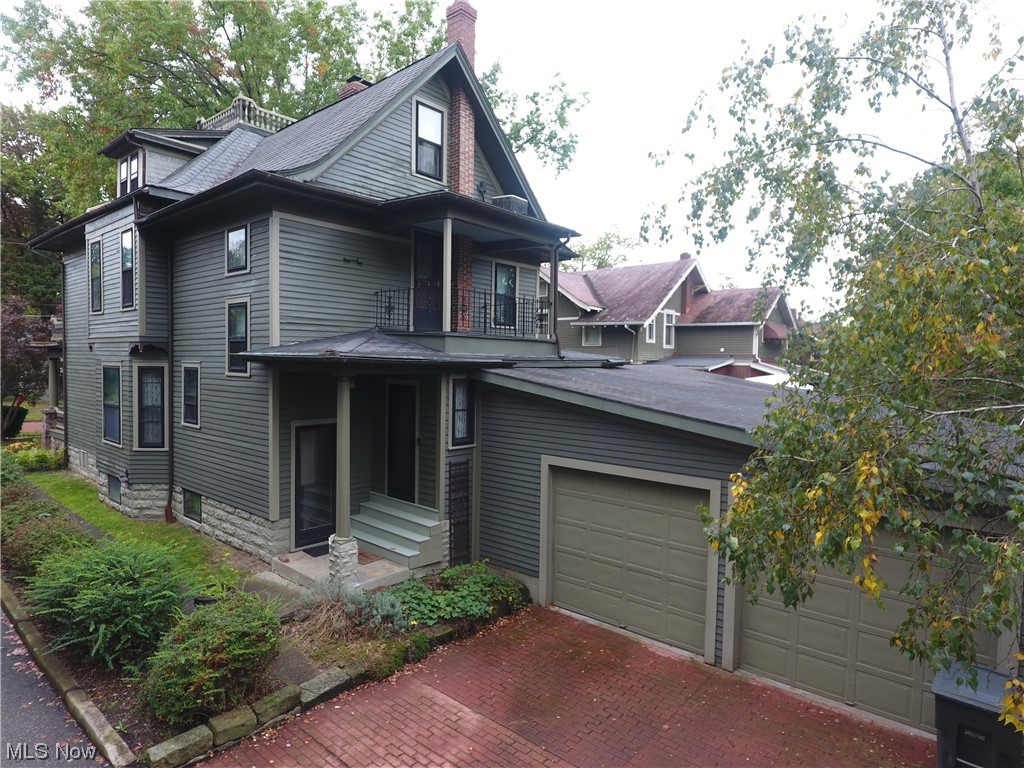 Highland Ave - Residential