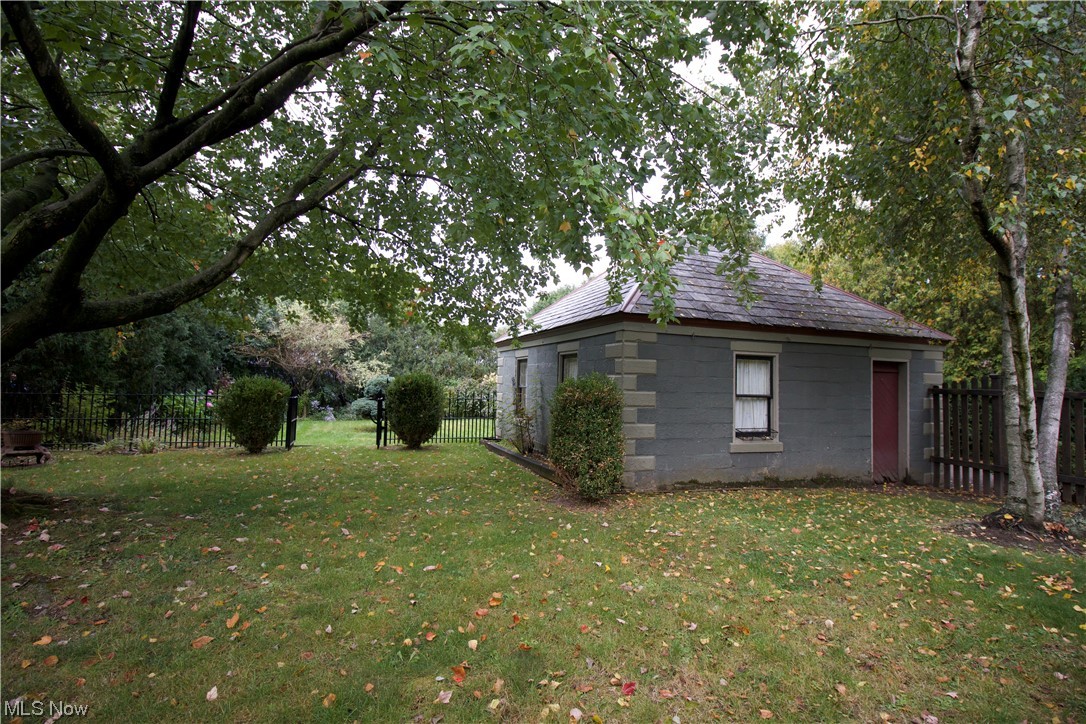 Highland Ave - Residential