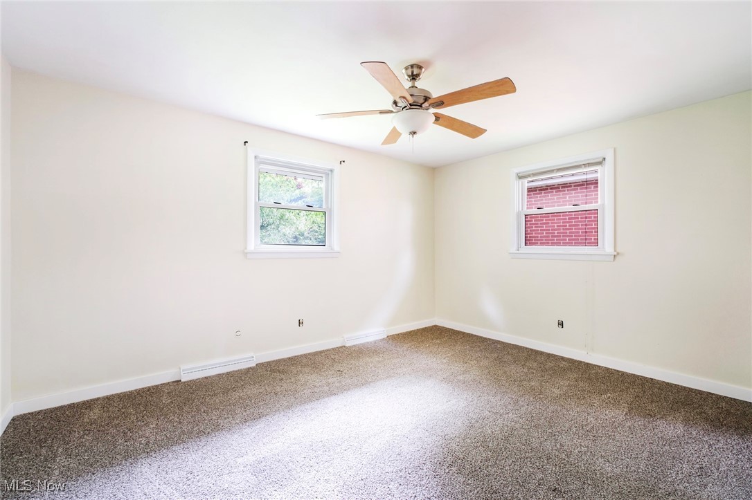 2871 Bears Den Court, Youngstown, Ohio image 6