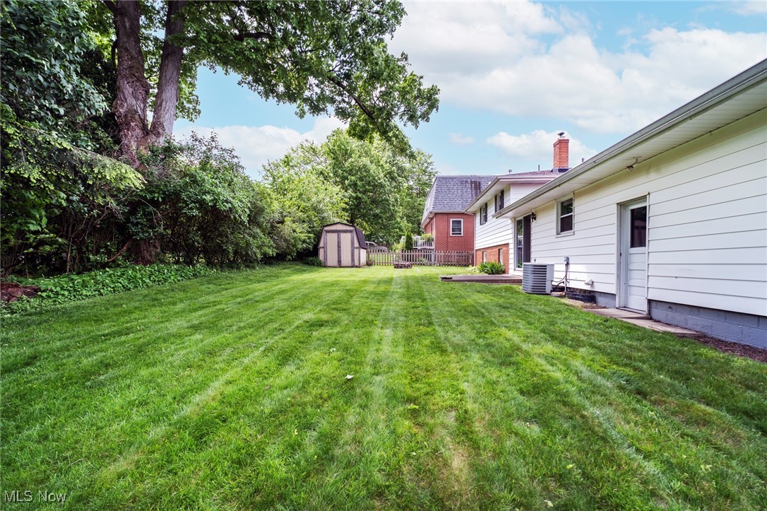 2871 Bears Den Court, Youngstown, Ohio image 15