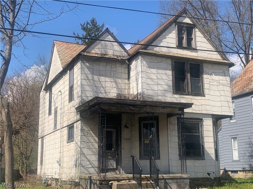 Attn: Investors. Two-Story Century Frame Home, Fixer Upper with City Utilities. Live Onsite with Online Bidding Available. Absolute auction, all sells to the highest bidders. ONLINE BIDDING BEGINS WEDNESDAY, MAY 27, 2026, AT 9:00 AM, AND AUCTION LIVE ON-SITE BIDDING WILL BEGIN THURSDAY, MAY 28, 2026, AT 6:00 PM. The home, which is 1,520 sq. ft., was built in 1929 and has been gutted and is ready to be restored. Full basement, shared drive, nice area.
