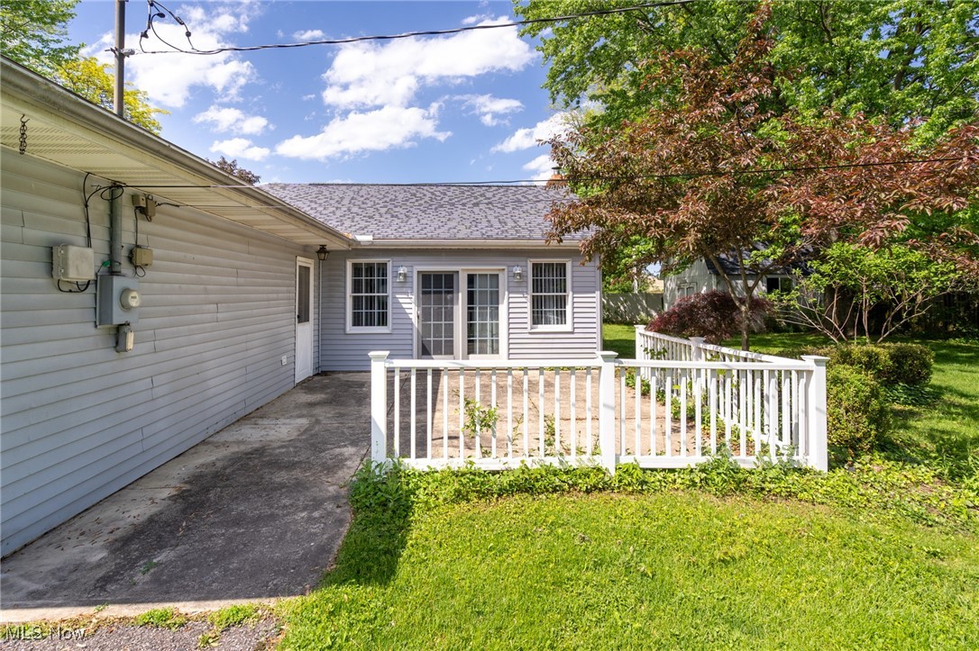 915 Sharondale Drive, Amherst, Ohio image 36