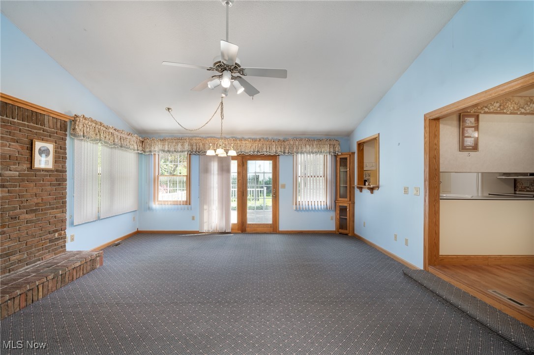 915 Sharondale Drive, Amherst, Ohio image 15