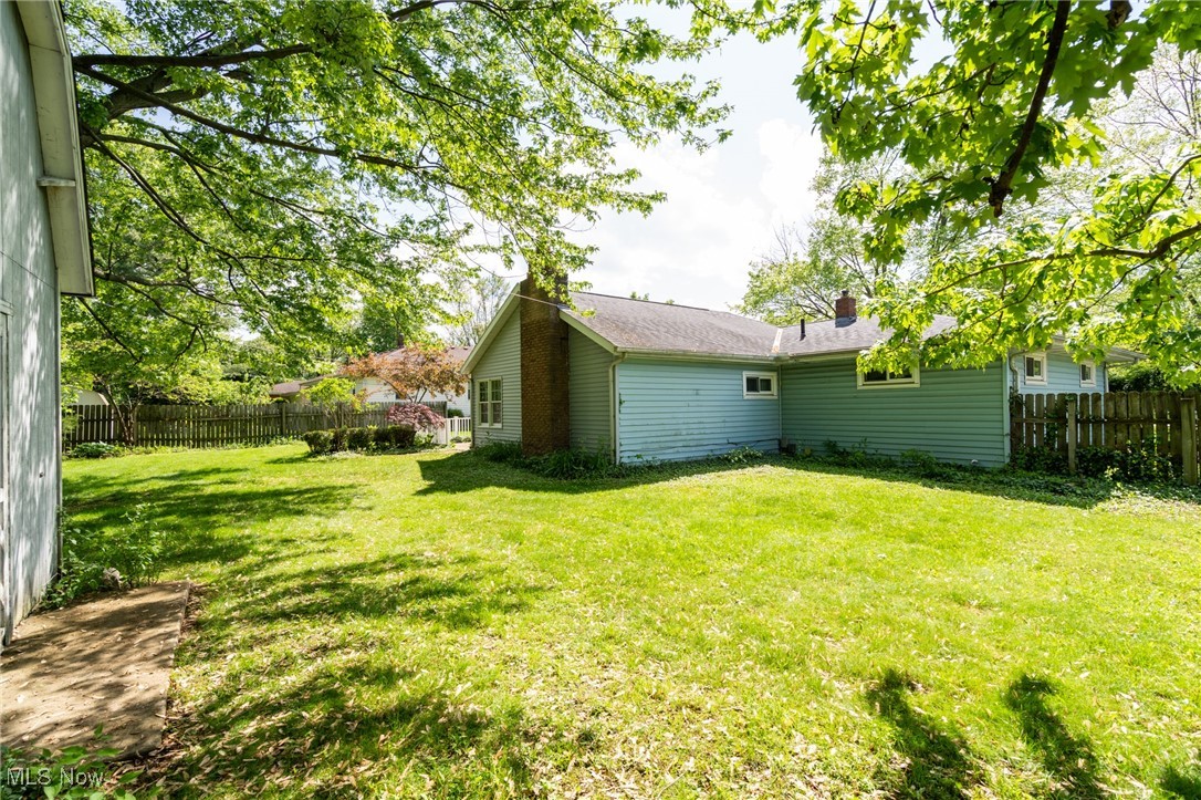 915 Sharondale Drive, Amherst, Ohio image 44