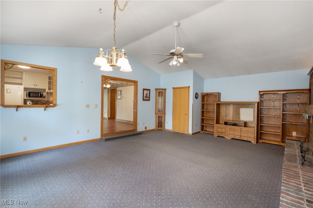 915 Sharondale Drive, Amherst, Ohio image 18
