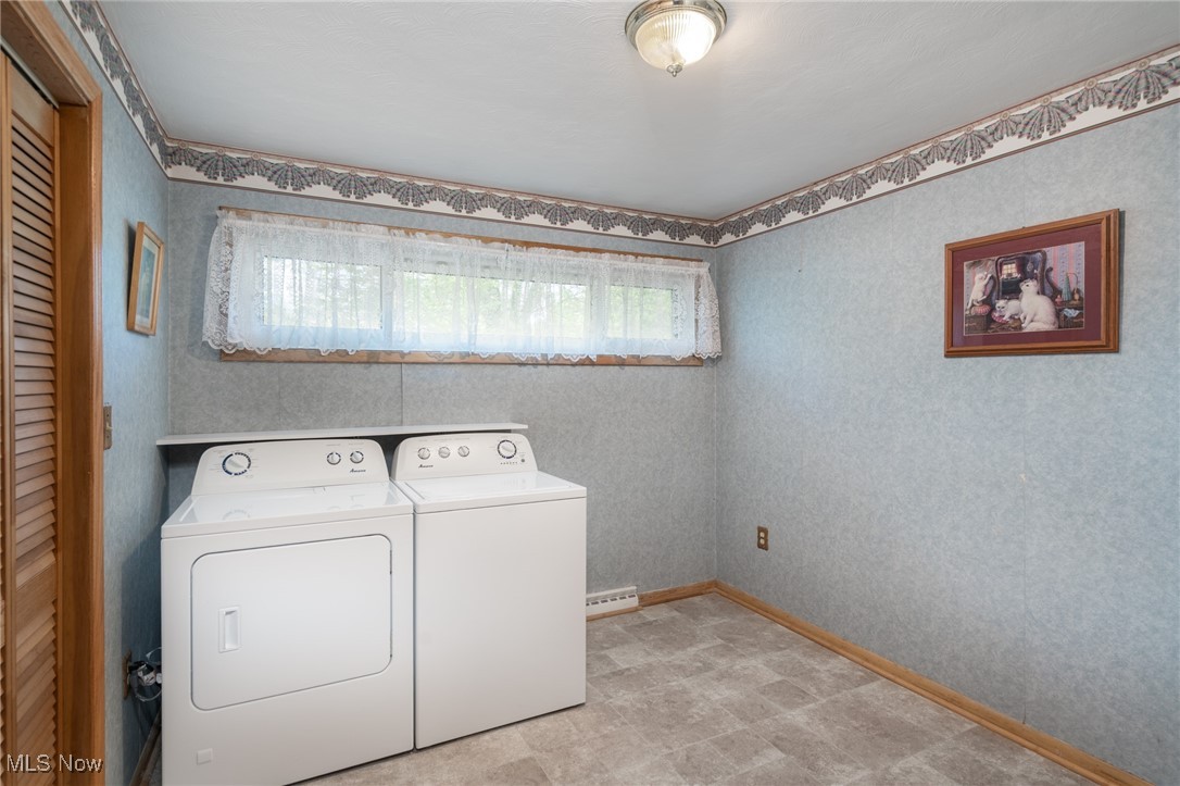 915 Sharondale Drive, Amherst, Ohio image 5