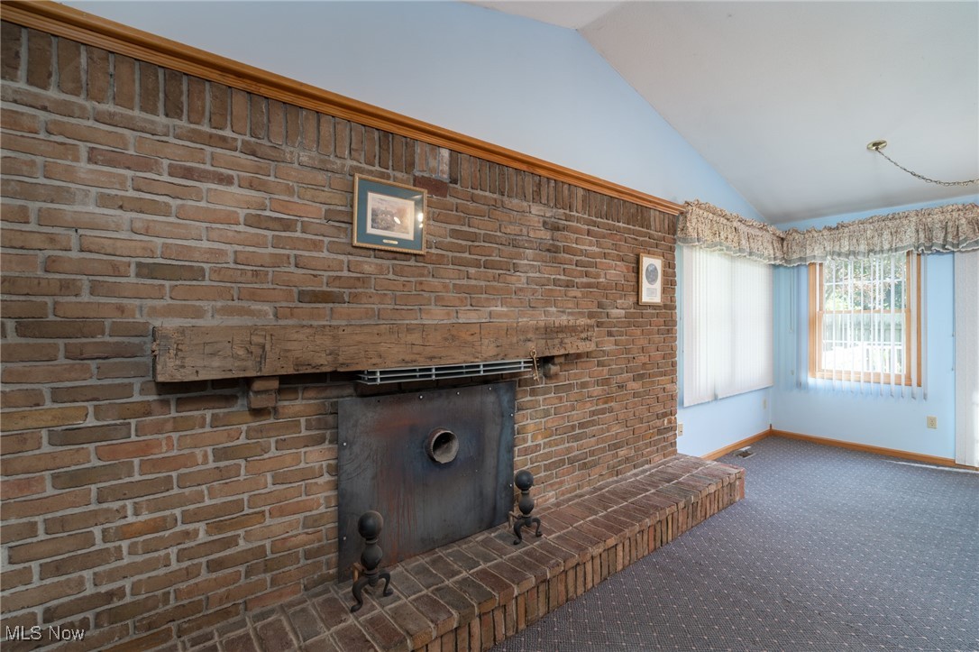 915 Sharondale Drive, Amherst, Ohio image 16