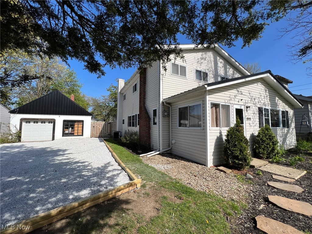 1005 Hayes Avenue, Willoughby, Ohio image 2
