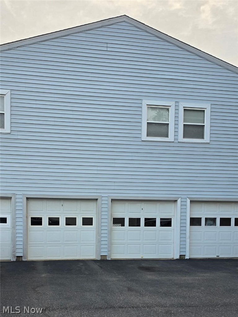 Fairway Villas Condo - Residential