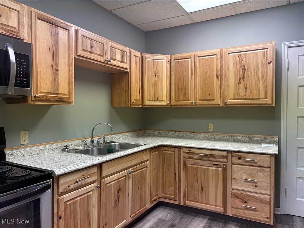 C &T Realty/Tuscarawas County - Residential Lease