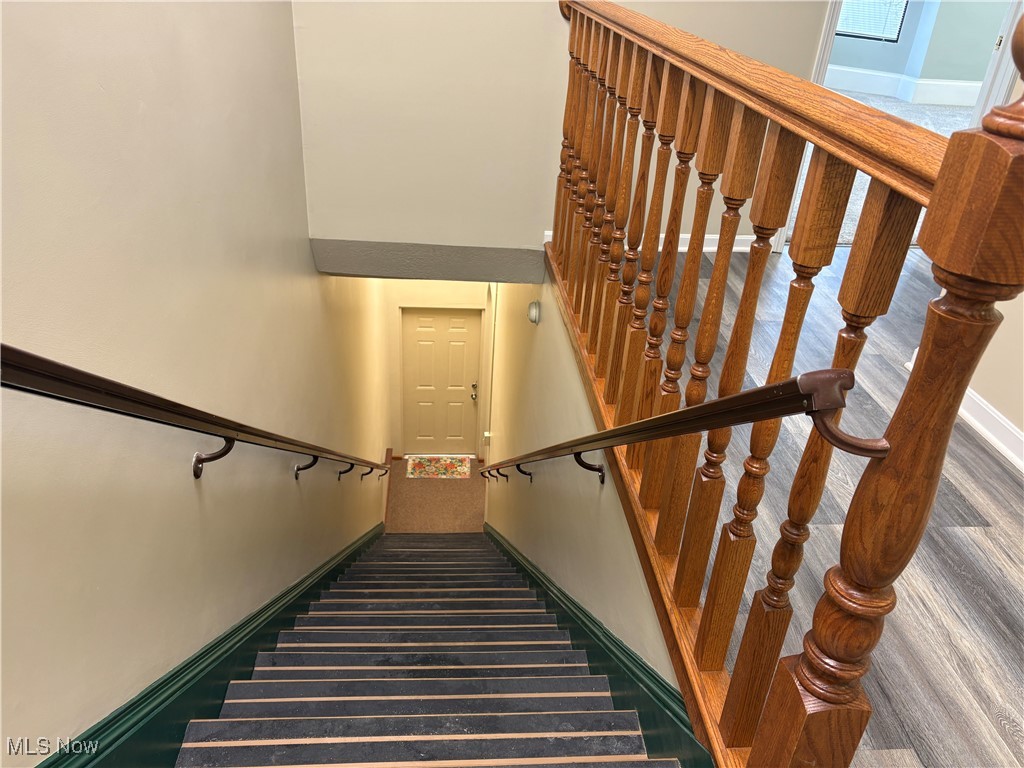 C &T Realty/Tuscarawas County - Residential Lease