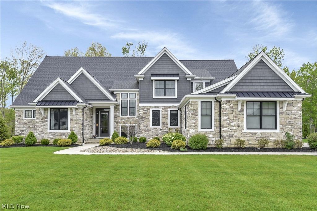 Photo of 1807 Jager Lane, Westlake, OH 44145 (MLS # 5205529)