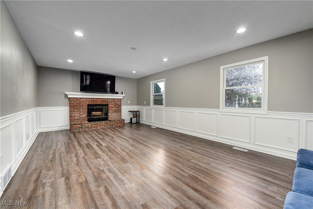 7200 Hidden Glen Drive, Amherst, Ohio image 20
