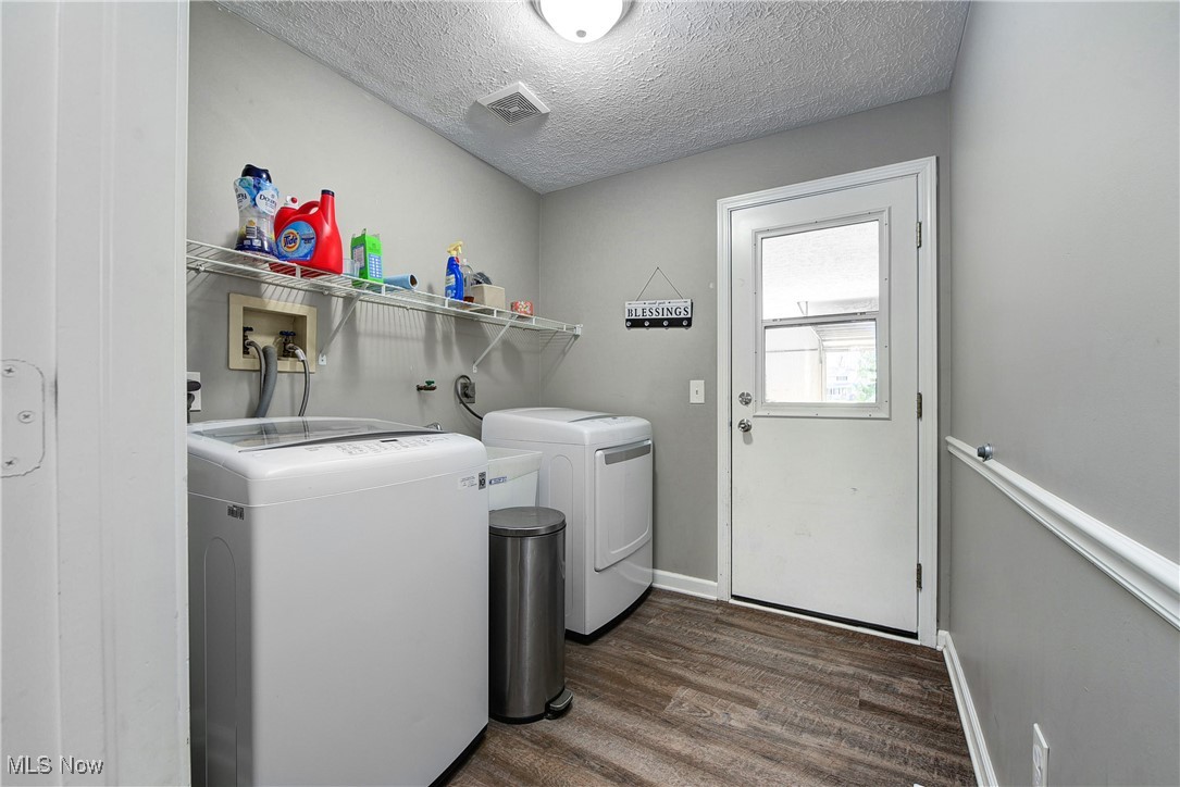 7200 Hidden Glen Drive, Amherst, Ohio image 36