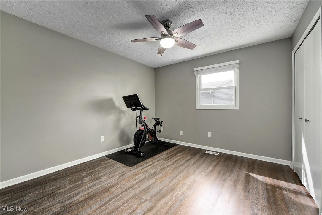 7200 Hidden Glen Drive, Amherst, Ohio image 24