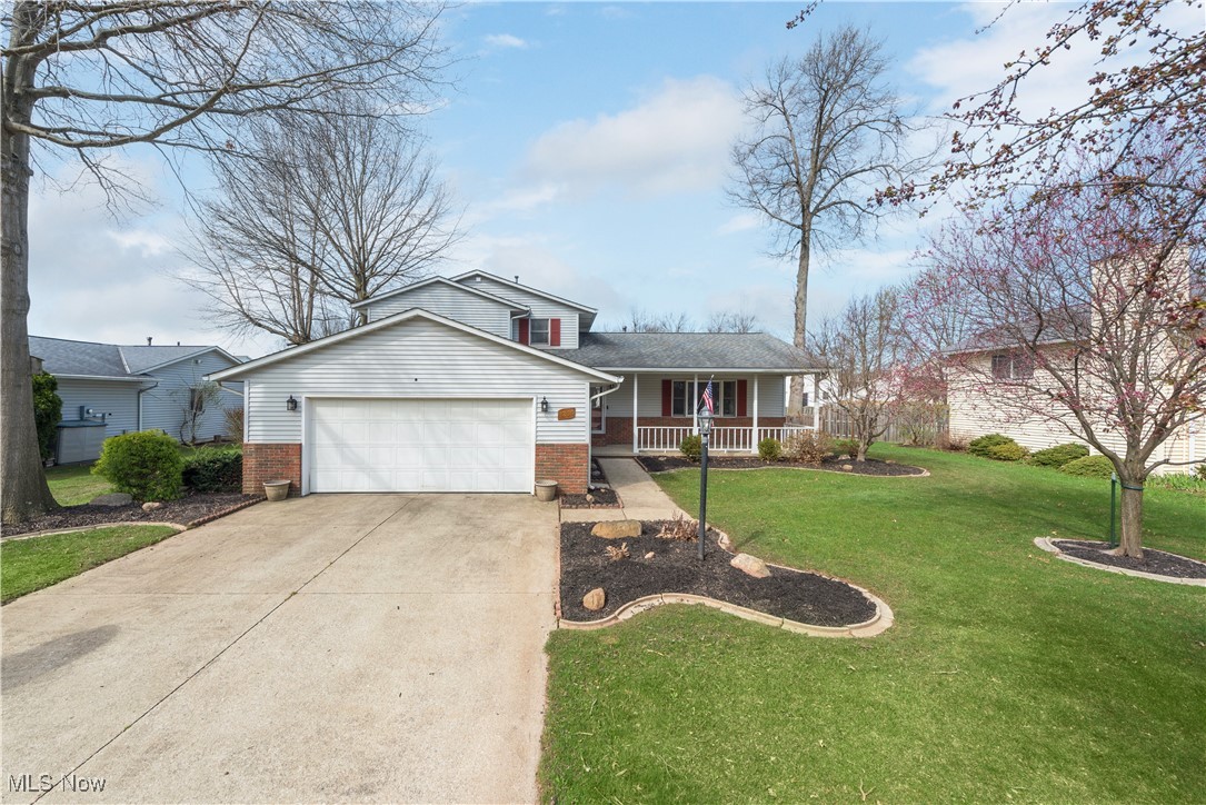 7200 Hidden Glen Drive, Amherst, Ohio image 2